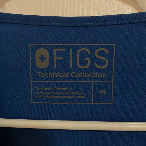 Figs Medium Casma Top in Royal Blue - Picture 2 of 3